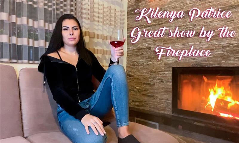 Kilenya Patrice - Fireplace